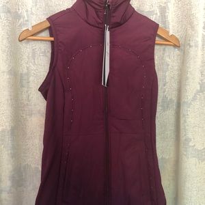 Lululemon Run for Cold Vest (plum)